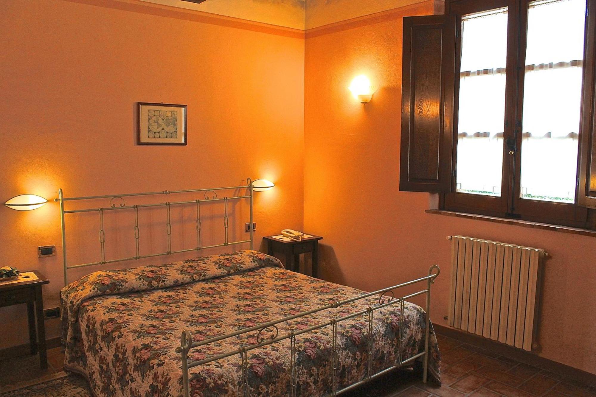Agriturismo Sanguineto Acquaviva  Exterior photo