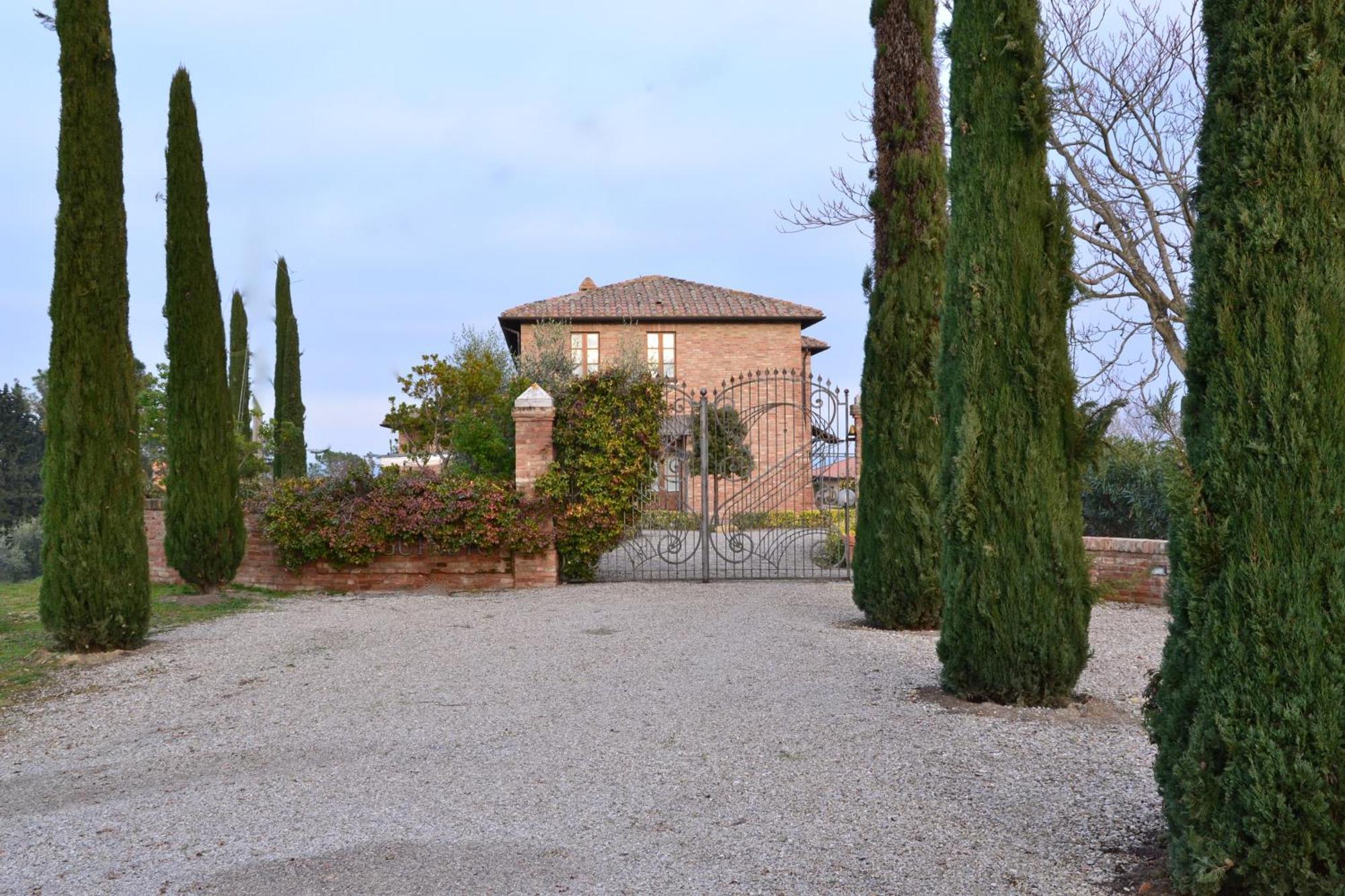 Agriturismo Sanguineto Acquaviva  Exterior photo