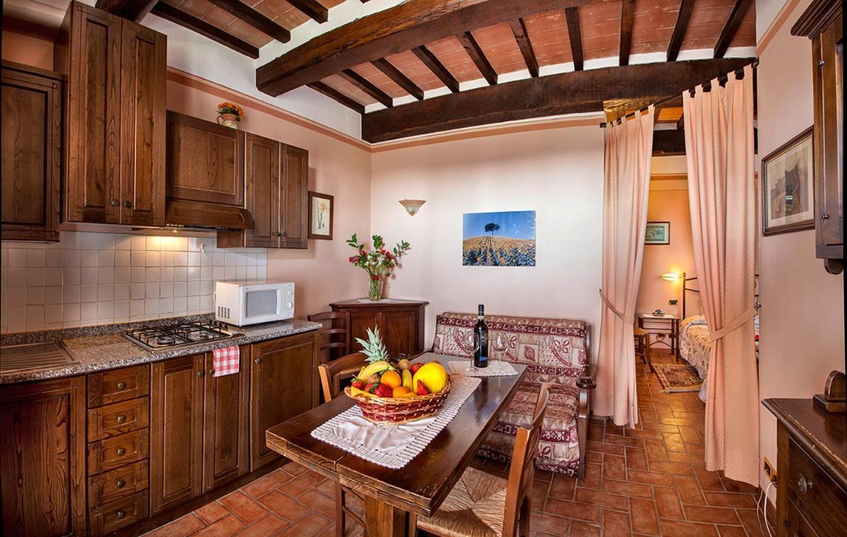 Agriturismo Sanguineto Acquaviva  Exterior photo